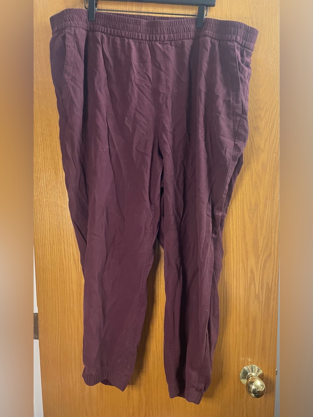 Old Navy Women's Elastic High-Waisted Jogger Pants Maroon Plus Size 3x